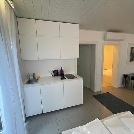 Storchencamp Gaestehaus Purbach พูร์บาค อัม นอยซีดเลอร์เซ ภายนอก รูปภาพ