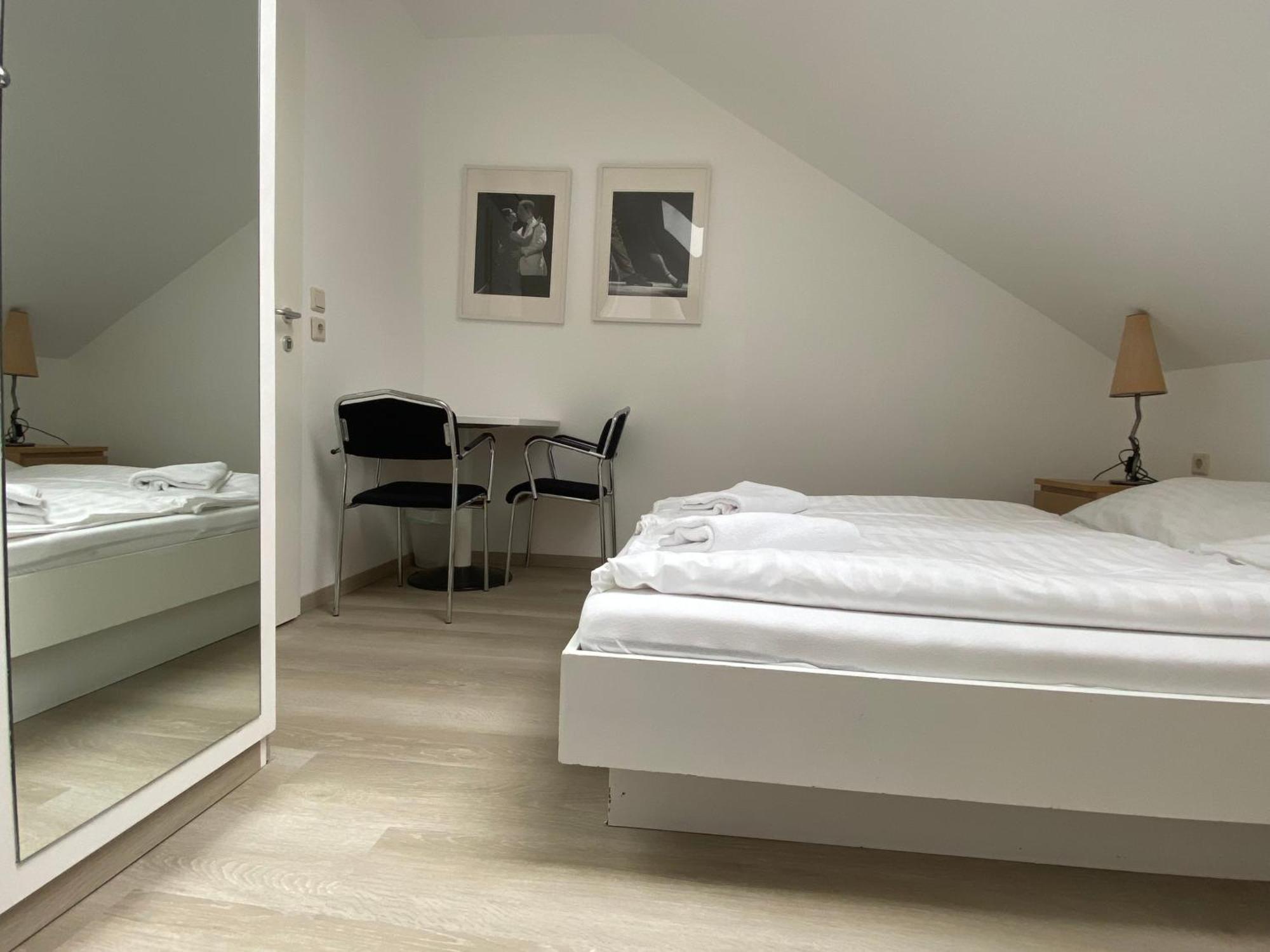 Storchencamp Gaestehaus Purbach พูร์บาค อัม นอยซีดเลอร์เซ ภายนอก รูปภาพ