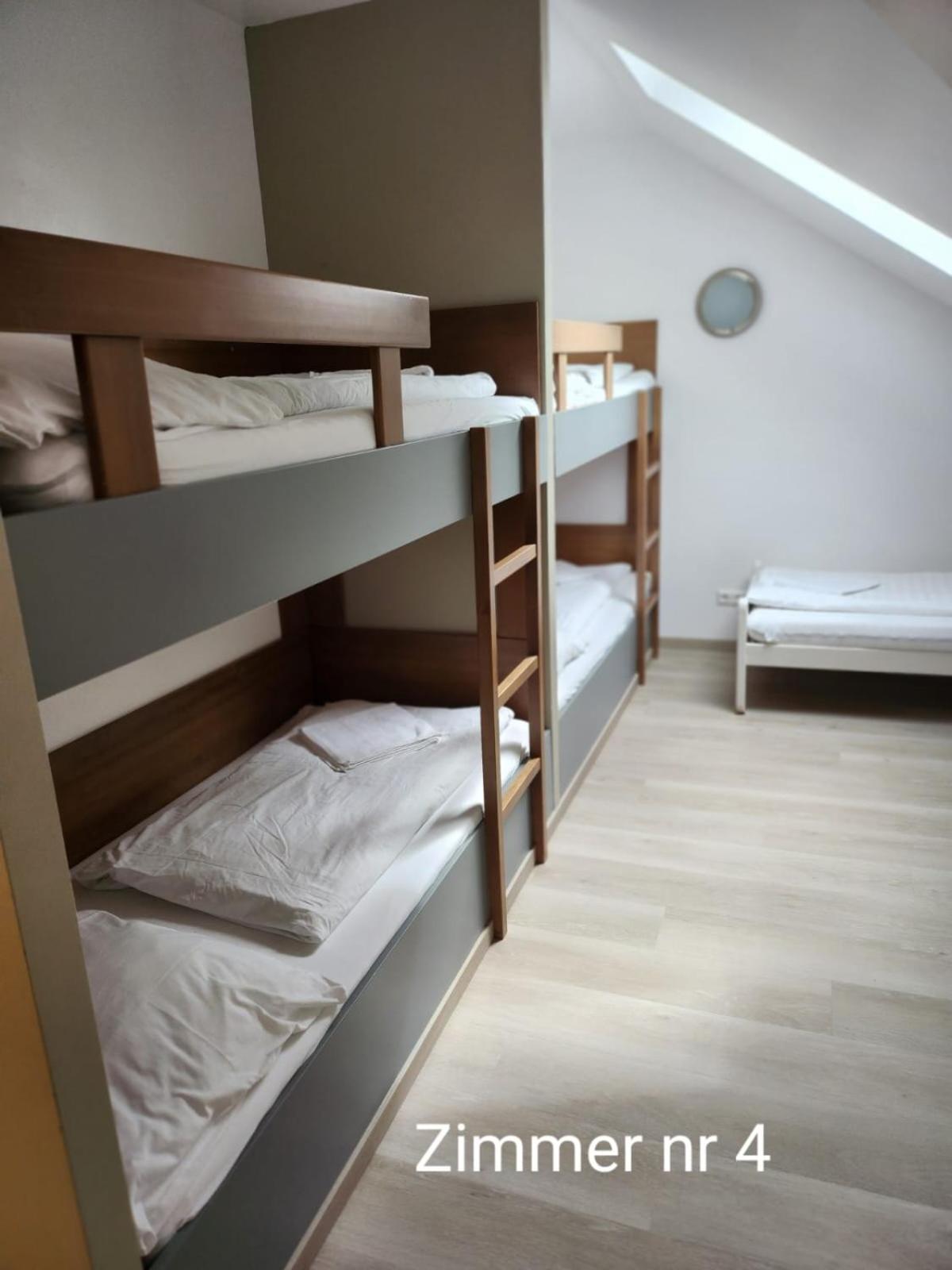 Storchencamp Gaestehaus Purbach พูร์บาค อัม นอยซีดเลอร์เซ ภายนอก รูปภาพ