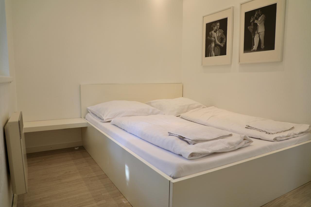 Storchencamp Gaestehaus Purbach พูร์บาค อัม นอยซีดเลอร์เซ ภายนอก รูปภาพ