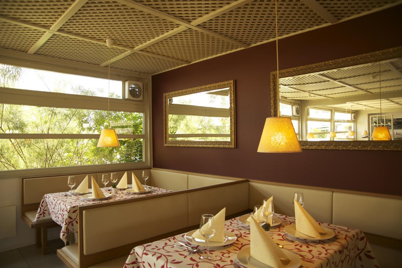 Storchencamp Gaestehaus Purbach พูร์บาค อัม นอยซีดเลอร์เซ ภายนอก รูปภาพ